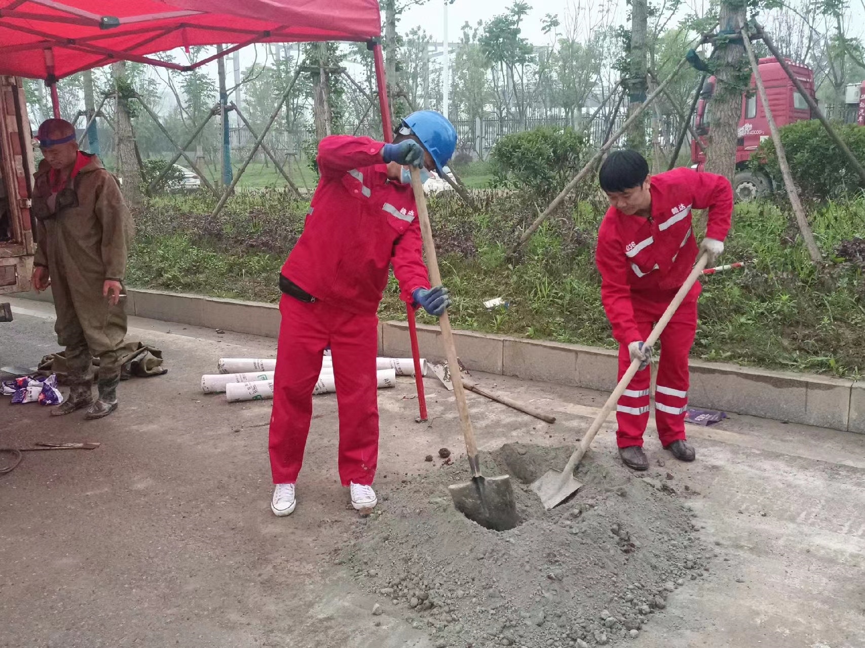 上安乡管道疏通哪家好】及时进行市政管道清淤